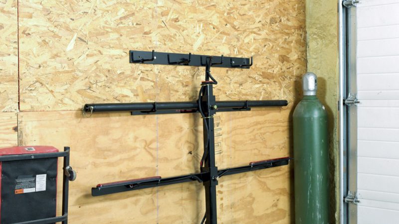 Hang MAD-RAMPS on the garage wall with the MAD-MOUNT